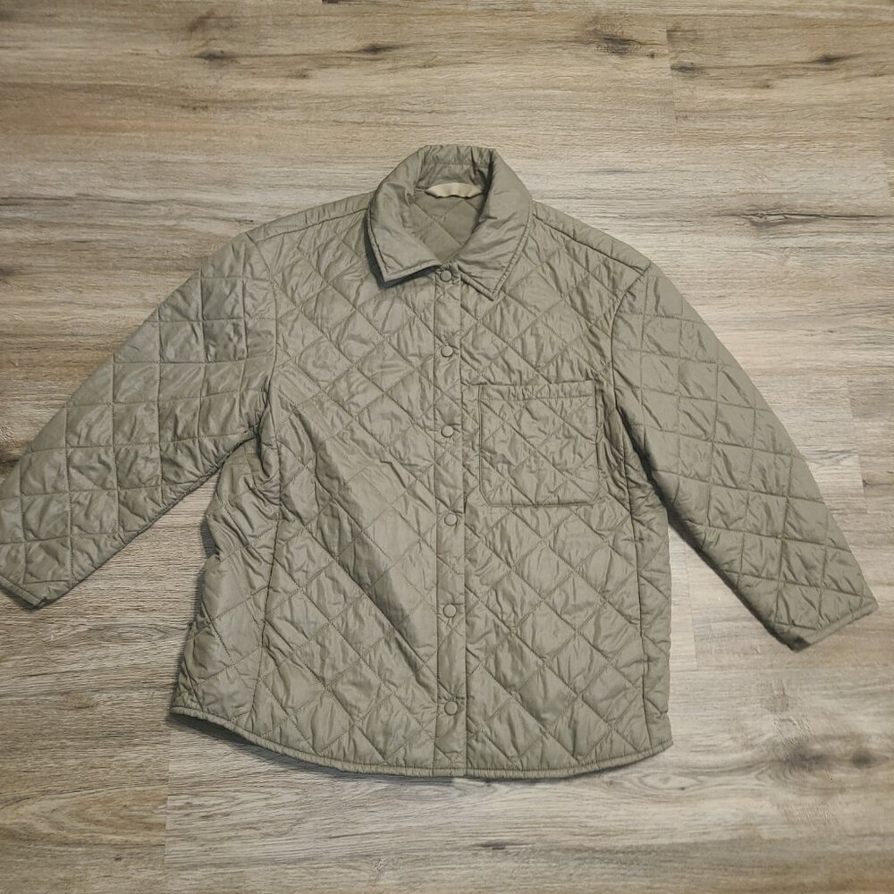 Banana Republic women XS/S Sage Quilted Snap up Barn Shirt Jacket Coat Relaxed